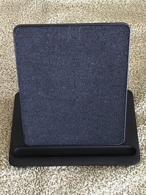 NEW Anker Wireless Charging Dock Kindle Paperwhite &Colorsoft Signature Editions